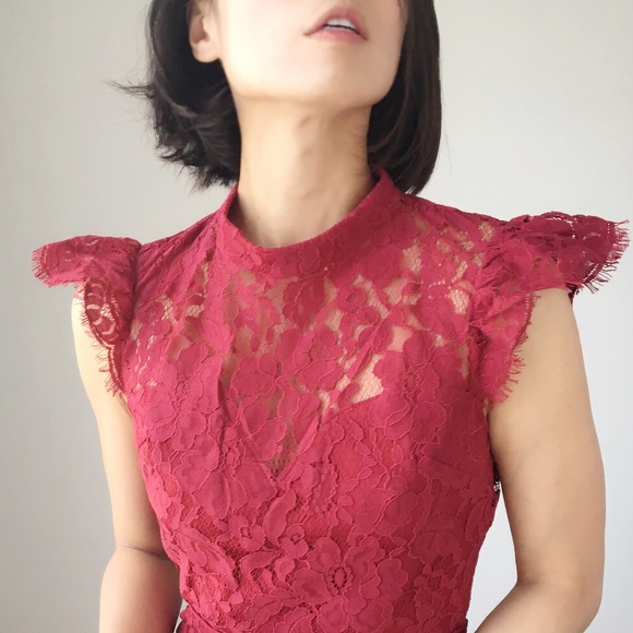 OPEN BACK LACE LONG DRESS - Picture 1 of 8